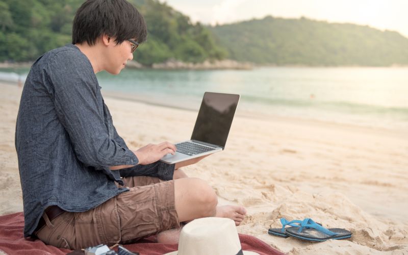 seguro de viaje y salud para nómadas digitales