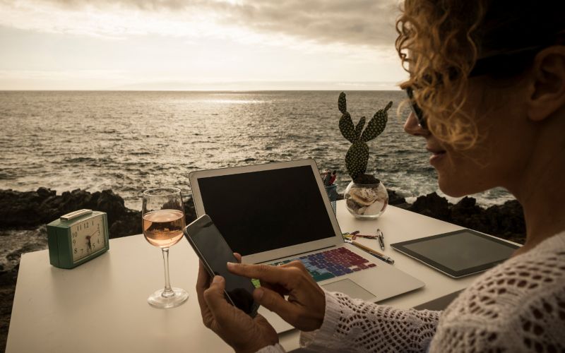 ser nómada digital pros y contras